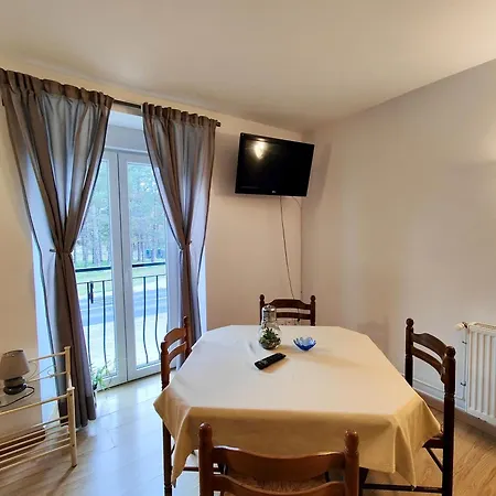 Hotes بيت ضيافة