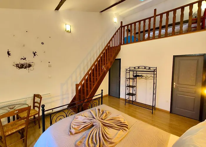 Penzion Hotes Crézilles